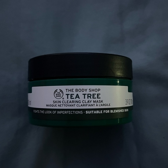 The Body Shop Tea Tree Skin Clearing Clay Mask - Picture 4 of 5